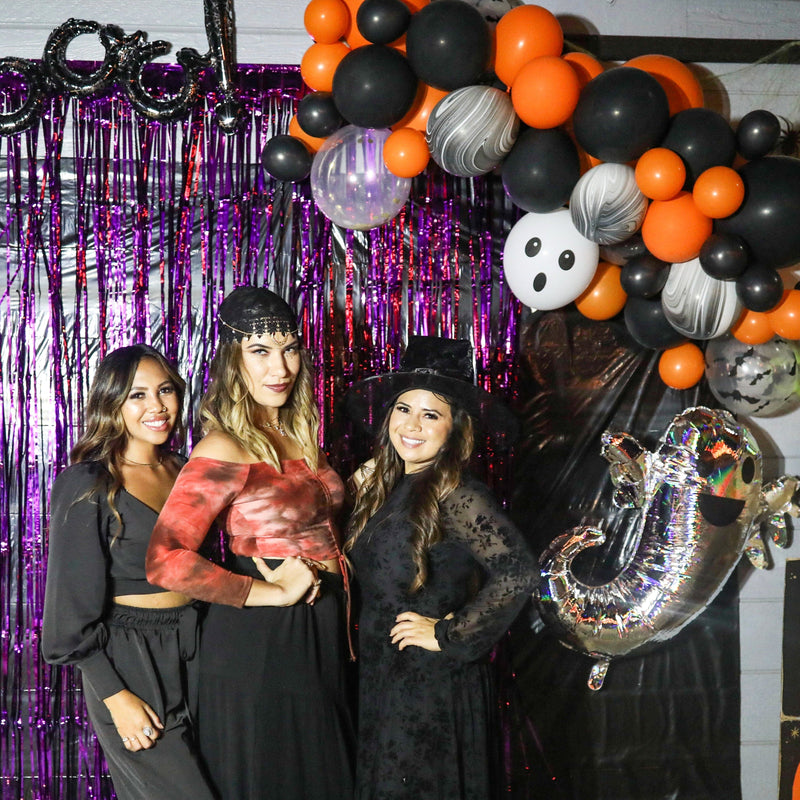 Black & Orange Halloween Balloon Arch - Balloon Garland Kit