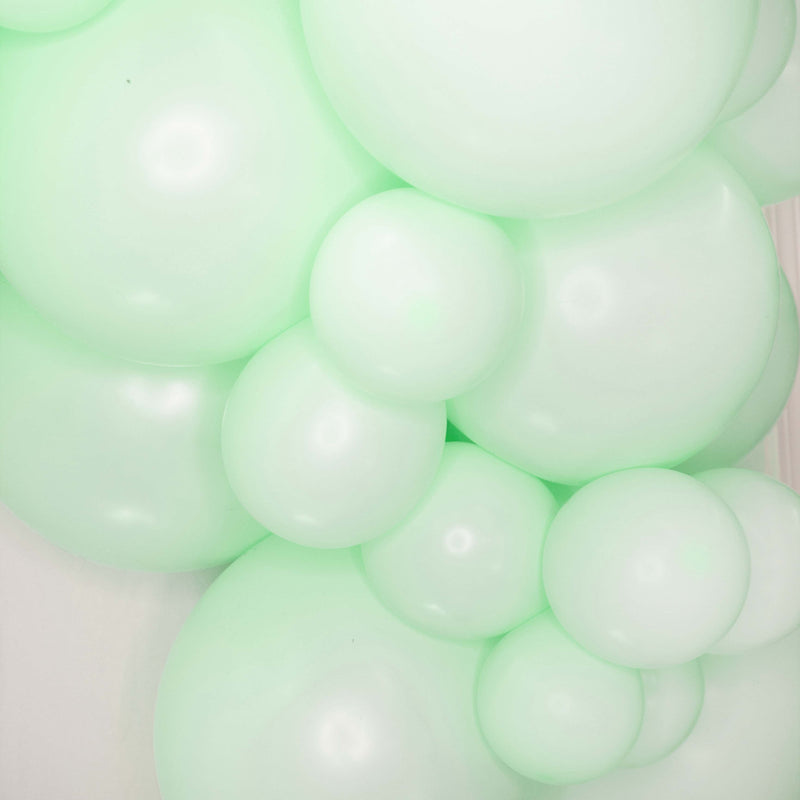 Green Balloon Garland Kit (5 Feet)