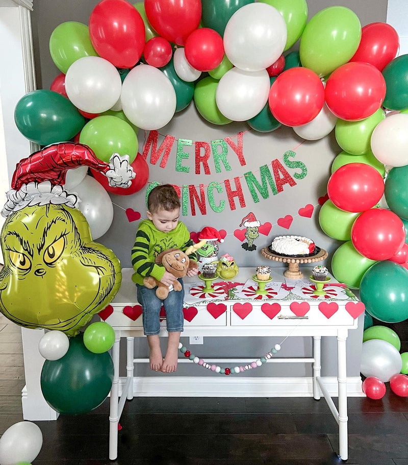 Dr. Seuss's The Grinch with Santa Hat Christmas Balloon (29-Inches)